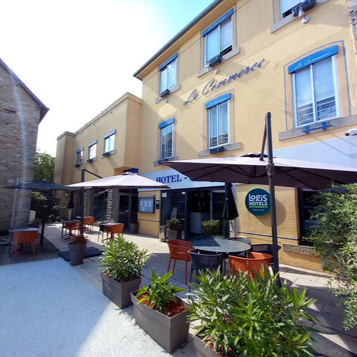 Hôtel restaurant Le Commerce, terrasse ensoleillée et calme au cœur de Guichen en Ille-et-Vilaine